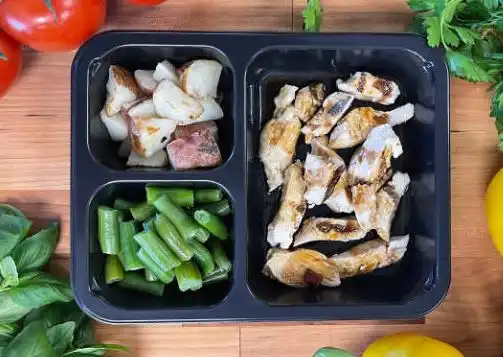 Balsamic-Glazed-Chicken-with-Roasted-Potatoes-Green-Beans