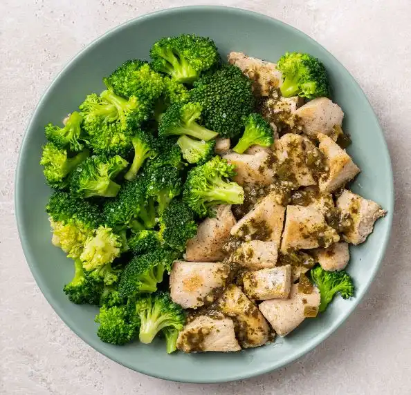 Cilantro-Lime-Chicken-Steamed-Broccoli