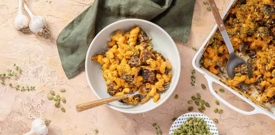 Mac-n-Cheese-with-Thyme-Roasted-Mushrooms-Tomato-Cream