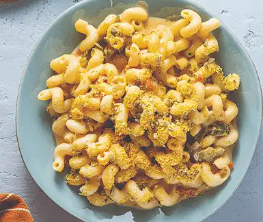 Southwest-Cheesy-Mac-with-Jalapenos-Pepita-Parmesan