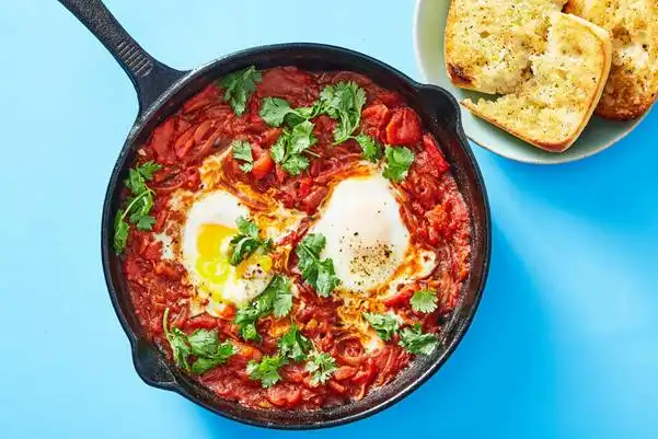 Tomato-Red-Pepper-Shakshuka