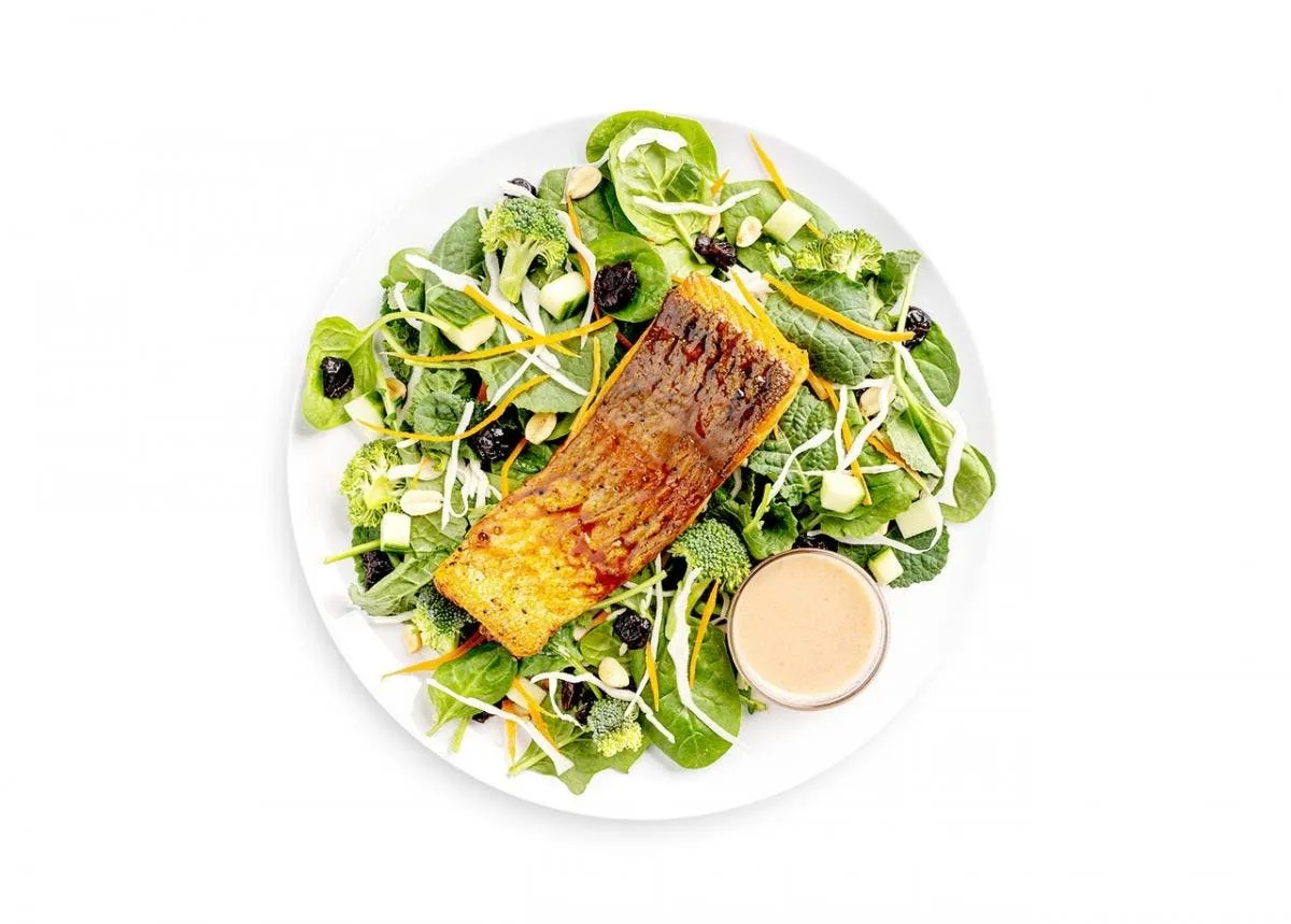 🥗 Arctic Char & Kale Salad