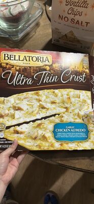 Bellatoria Garlic Chicken Alfredo Ultra Thin Crust Pizza
