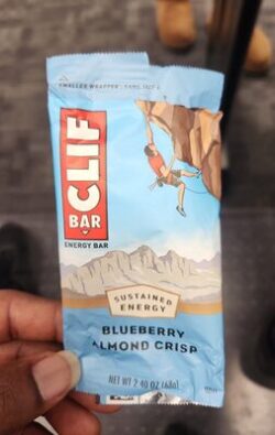 CLIF BLUEBERRY ALMOND CRISP