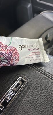 gomacro MACROBAR sunny uplift cherries + berries