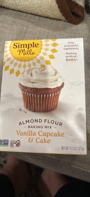 Simple Mills Vanilla Cupcake & Cake Almond Flour Baking Mix