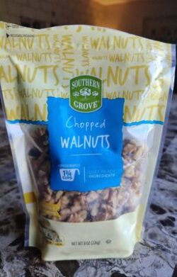 Southern Grove Chopped Walnuts
