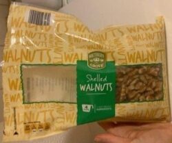 Southern Grove Shelled Walnuts