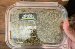 Valued Naturals Pumpkin Seeds - Raw Shelled