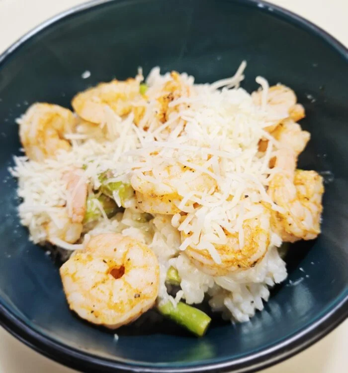 Blackened Shrimp with Asiago Asparagus Risotto from Home Chef, photographed by u/cera84.