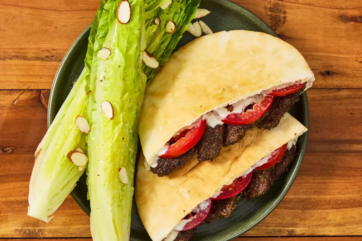 Garlicky Bavette Steak Pitas