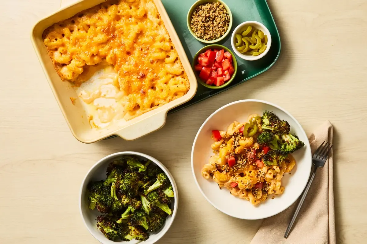 Mac ’n’ Cheese Bar with Bacon