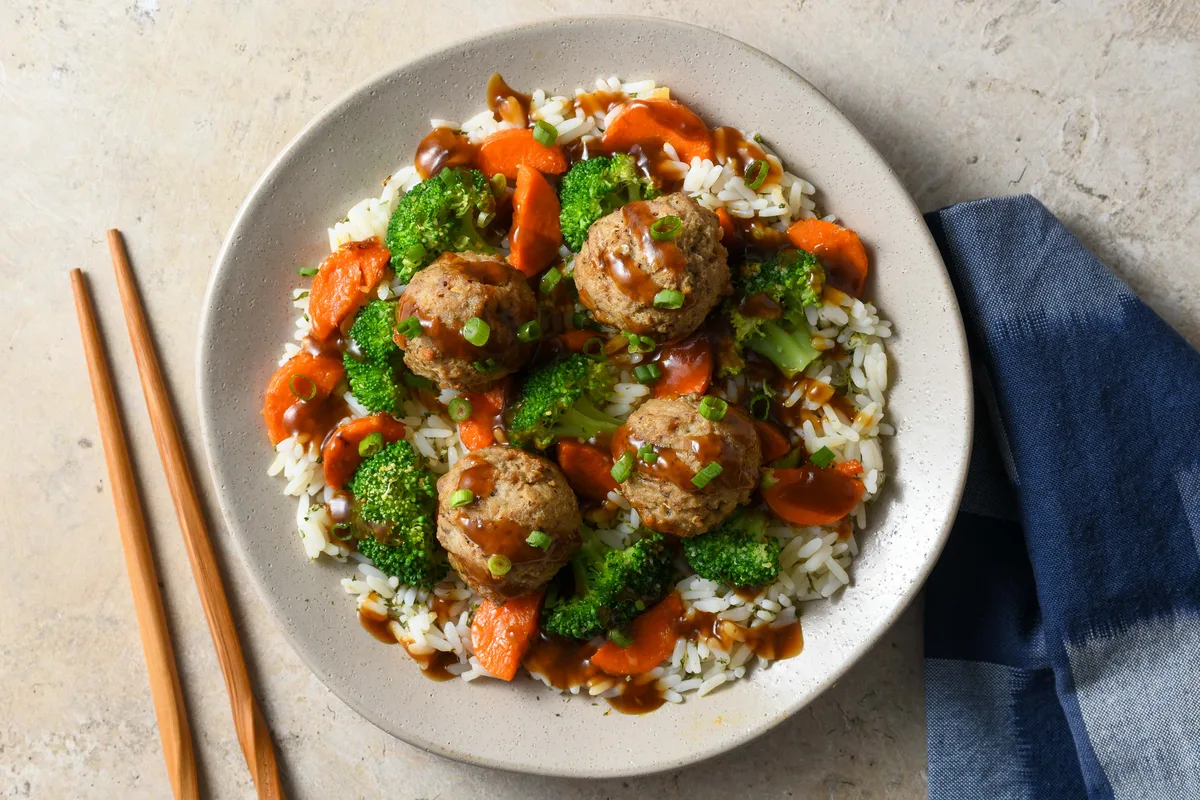 Garlic Sesame Meatballs and Rice