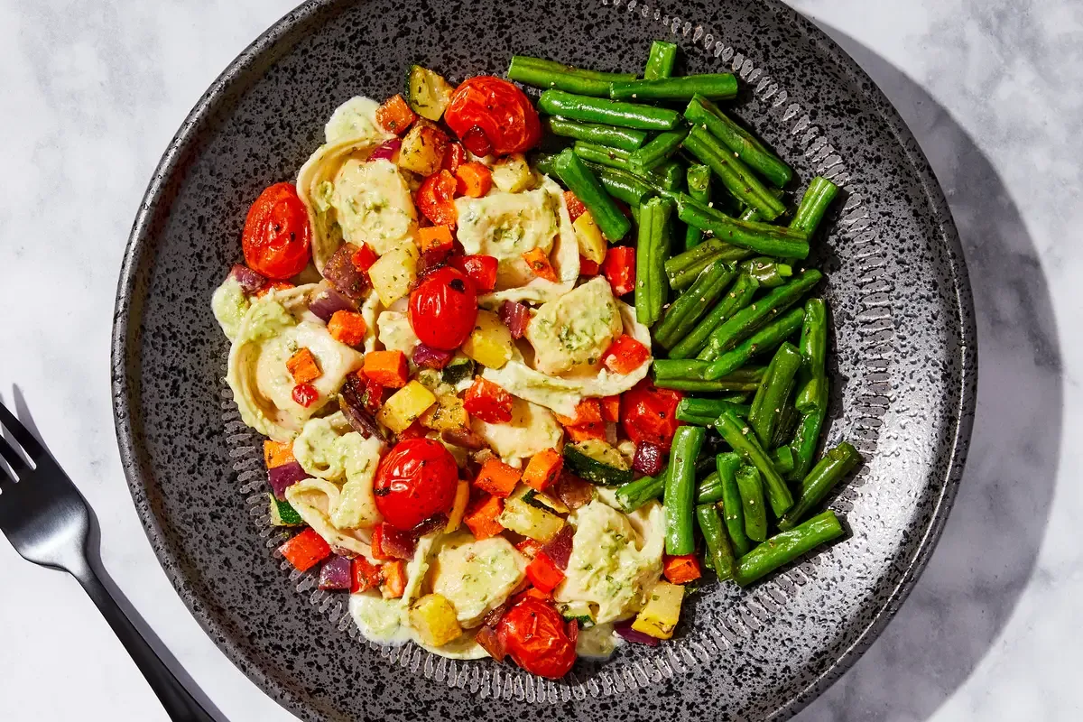 Creamy Pesto Tortellini
