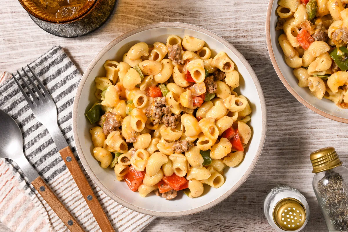 Philly Cheesesteak Beef Mac