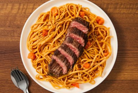 HFUSRC_R18487A_Hero_ItalianSpicedChickenOverGlutenFreeLinguine_W22_1_2026_Web-28f0c249