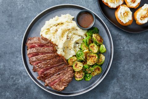 HFUSRC_R80142I_Hero_BalsamicAndFigRibEyeSteak_W49_79_2025_Web-43e3c301
