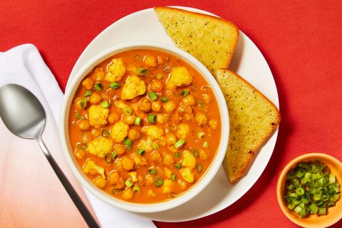 HFRC-R61005APA01_Hero_SpicyVeganTomatoAndCoconutCurryCauliflowerSoup_W14-98-2026-479ab3fa