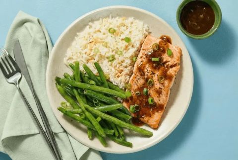 webimage-HFRC-R35205BPU18_Hero_ApricotMisoChickenCutletWithGingerRiceAndCarrots_W20-101-2025-2594ce70