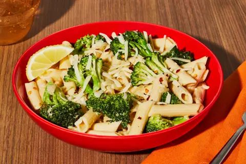 NABRAND-47386-EPUSRC_EP5852D_Hero_CreamyPenneAlLimoneWithBroccoli_W21_15_2026_Web-fac78f35