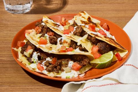 EPUSRC_EP3646C_Hero_CheesySouthwestBeefTacodillas_W16_82_2026_Web-4934a723