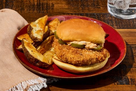 EPUSRC_EP1623C_Hero_CrispySouthwestChickenSandwiches_W16_81_2026_Web-d1e3e7db