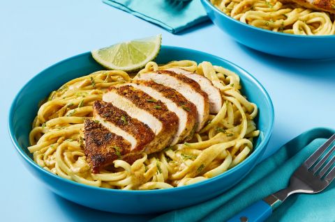 EPRC-EP6620A_Hero_CoconutCurryNoodlesWithChicken_W11-99-2025_Web-546e0fee