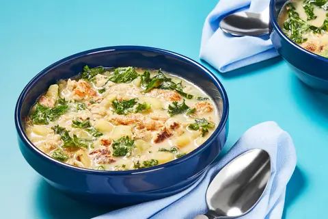 Hearty Chicken Sausage & Kale Soup
