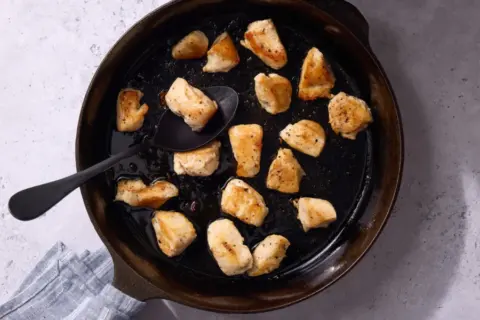 Boneless Chicken Breast Pieces