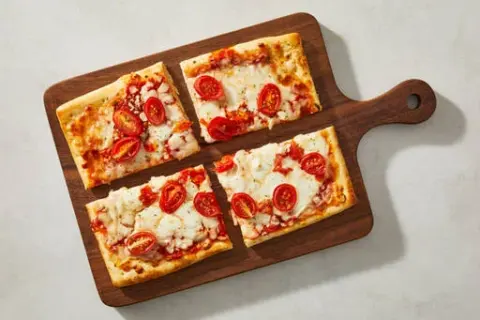 Classic Margherita Flatbread