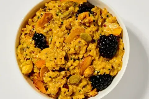 Golden Milk & Blackberry Oats