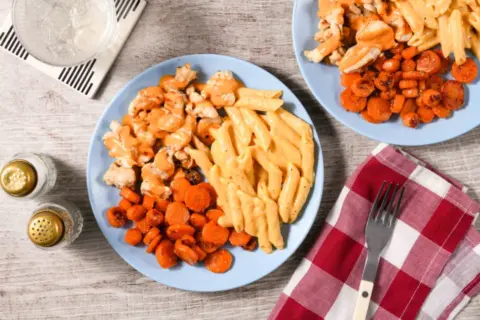 Buffalo-Ranch Chicken with Cheddar Mac 'N' Cheese