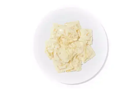 Cheesy Alfredo-Sauced Ravioli