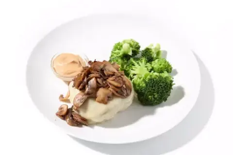 Bun-less Mushroom & Swiss Burger