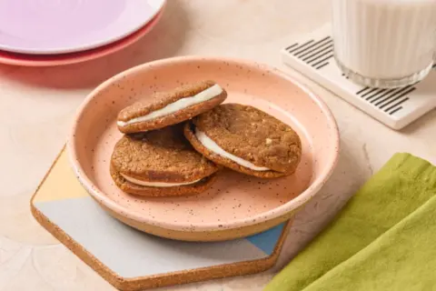 Oatmeal Creme Sandwiches