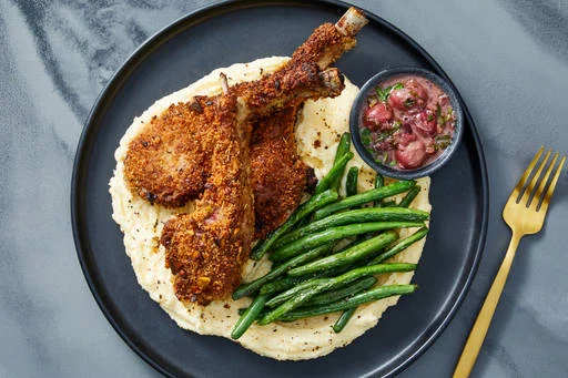 Pistachio-Crusted 2x Lamb Chops & Creamy Polenta