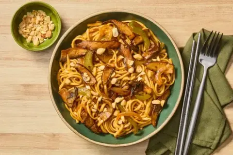 Spicy-Sweet Szechuan Chicken-Portobello Lo Mein