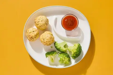 Chicken Meatballs & Broccoli