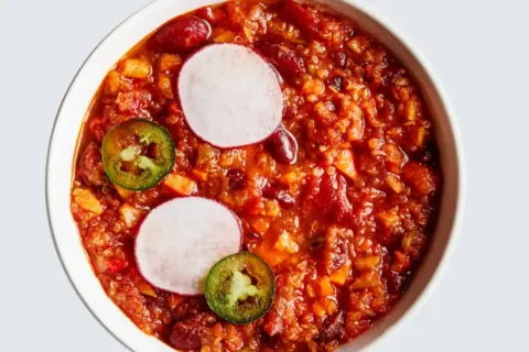Tomato Quinoa Chili