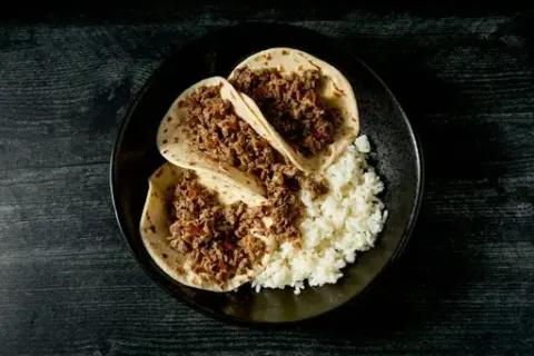 Tacos Checa (Rib-Eye Steak Tacos)