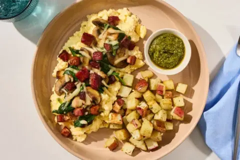 Bacon, Mushroom & Swiss Egg Scramble