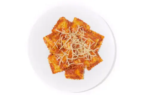 Cheesy Rosa-Sauced Ravioli