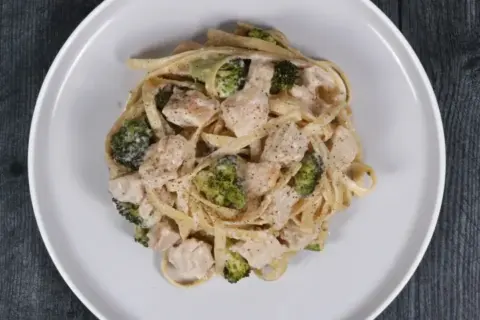 Chicken and Broccoli Fettuccine Alfredo