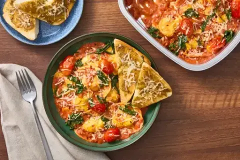 Prep & Bake Tomato Spinach Ravioli with Chicken