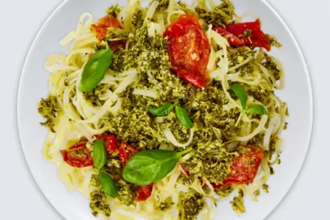 Kale Pesto Noodles