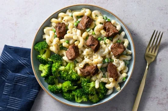 Steak Alfredo Cavatappi